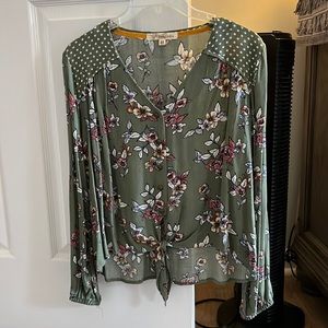 Floral top